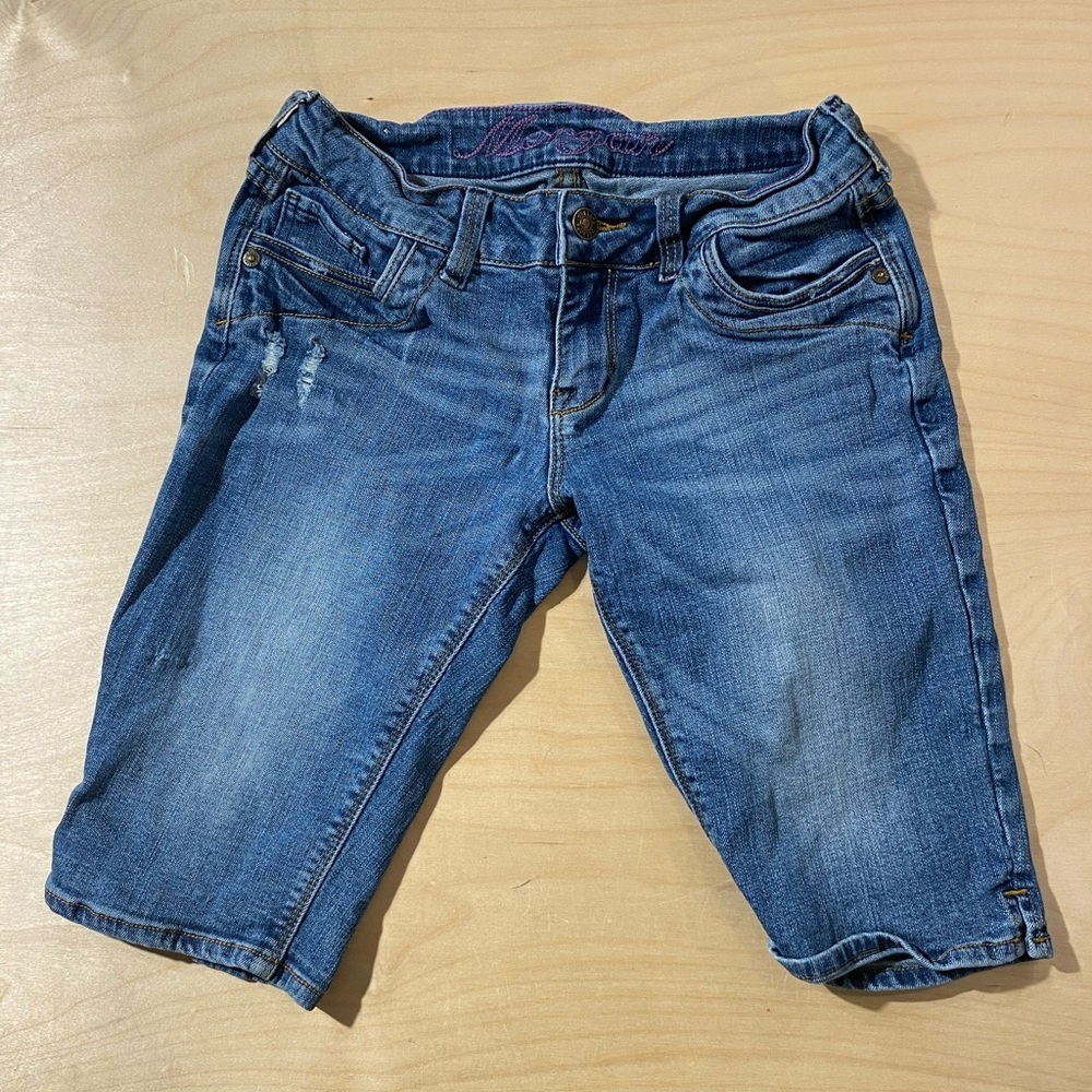 Delia’s Blue Denim Shorts Size 3/4 (MT)